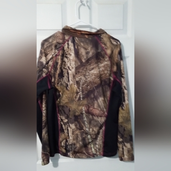 Camouflage Jacket with Black Accents - Picture 4 of 5